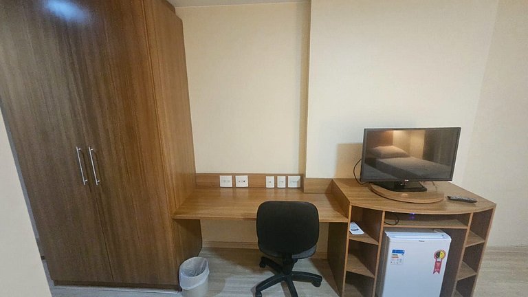 403- Flat charmoso 3 pessoas garagem e lazer bem localizado