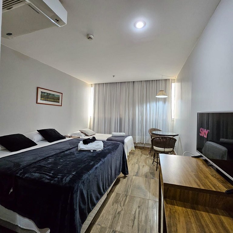 305- Flat charmoso 3 pessoas garagem e lazer bem localizado
