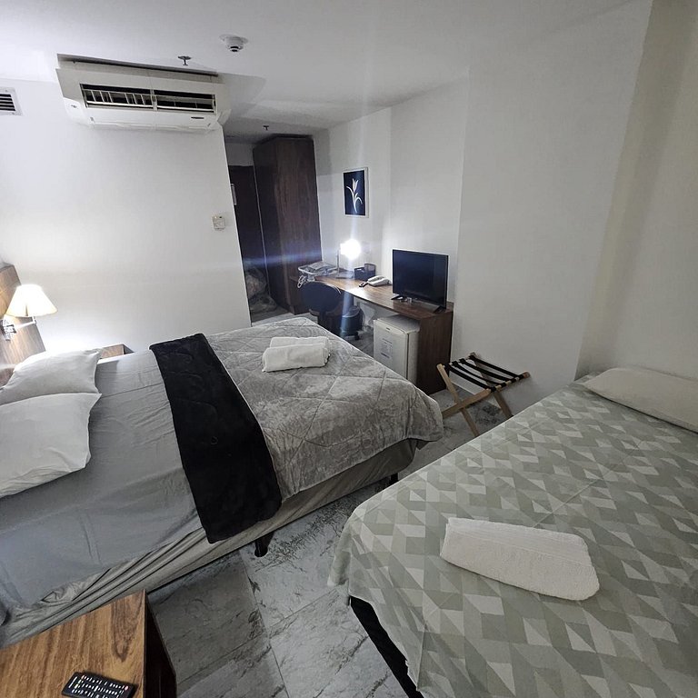 609- Flat charmoso 3 pessoas garagem e lazer bem localizado